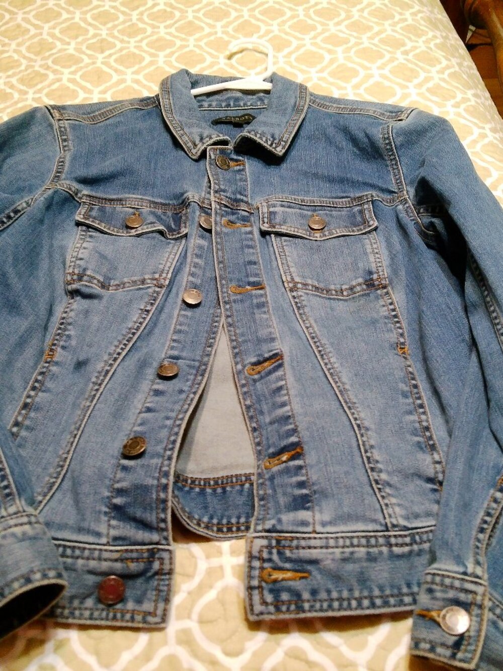 TALBOTS DENIM JACKET SIZE XLARGE GOOD CONDITION